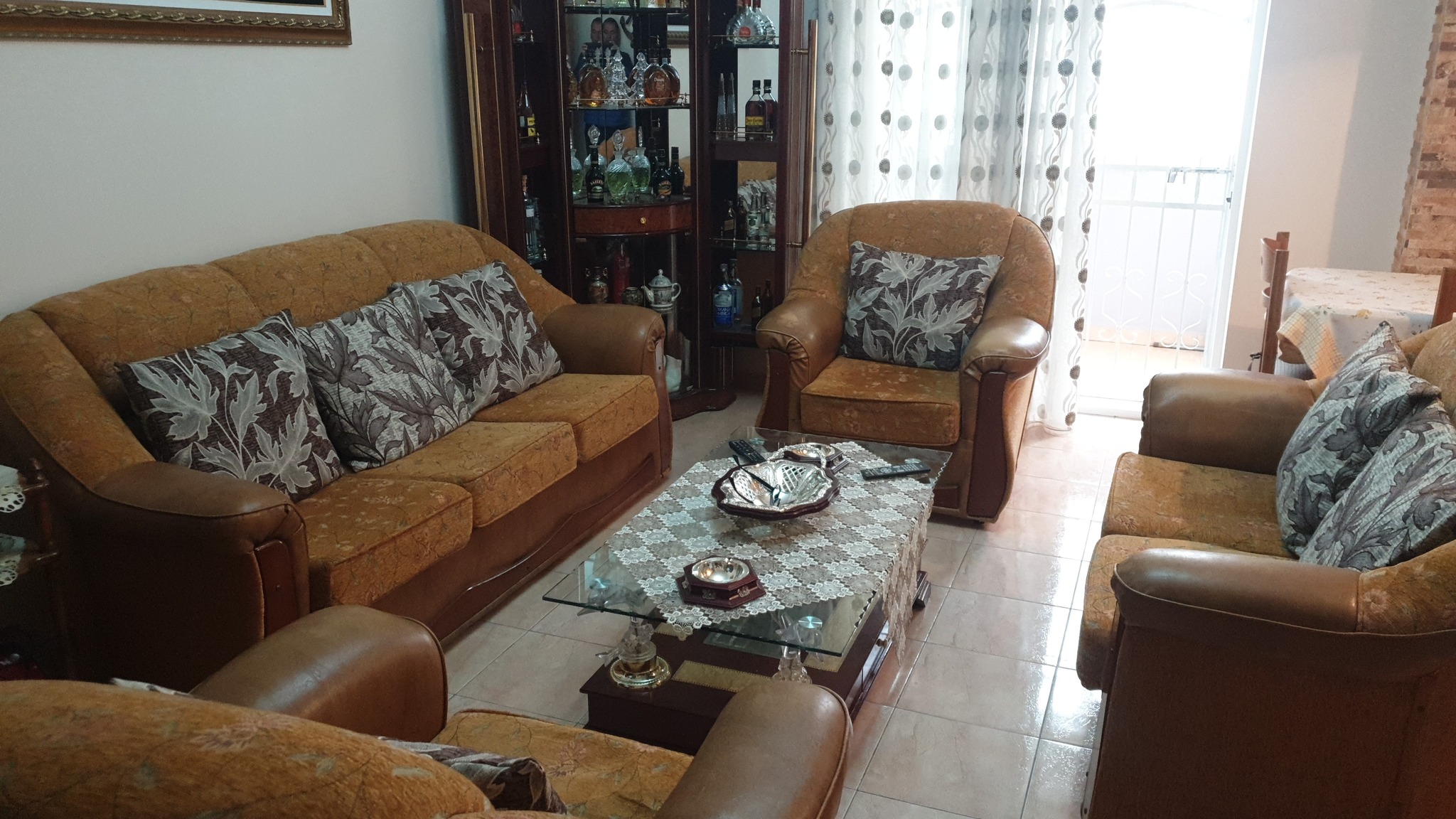 Hyrje me Qera Korce 250 Euro