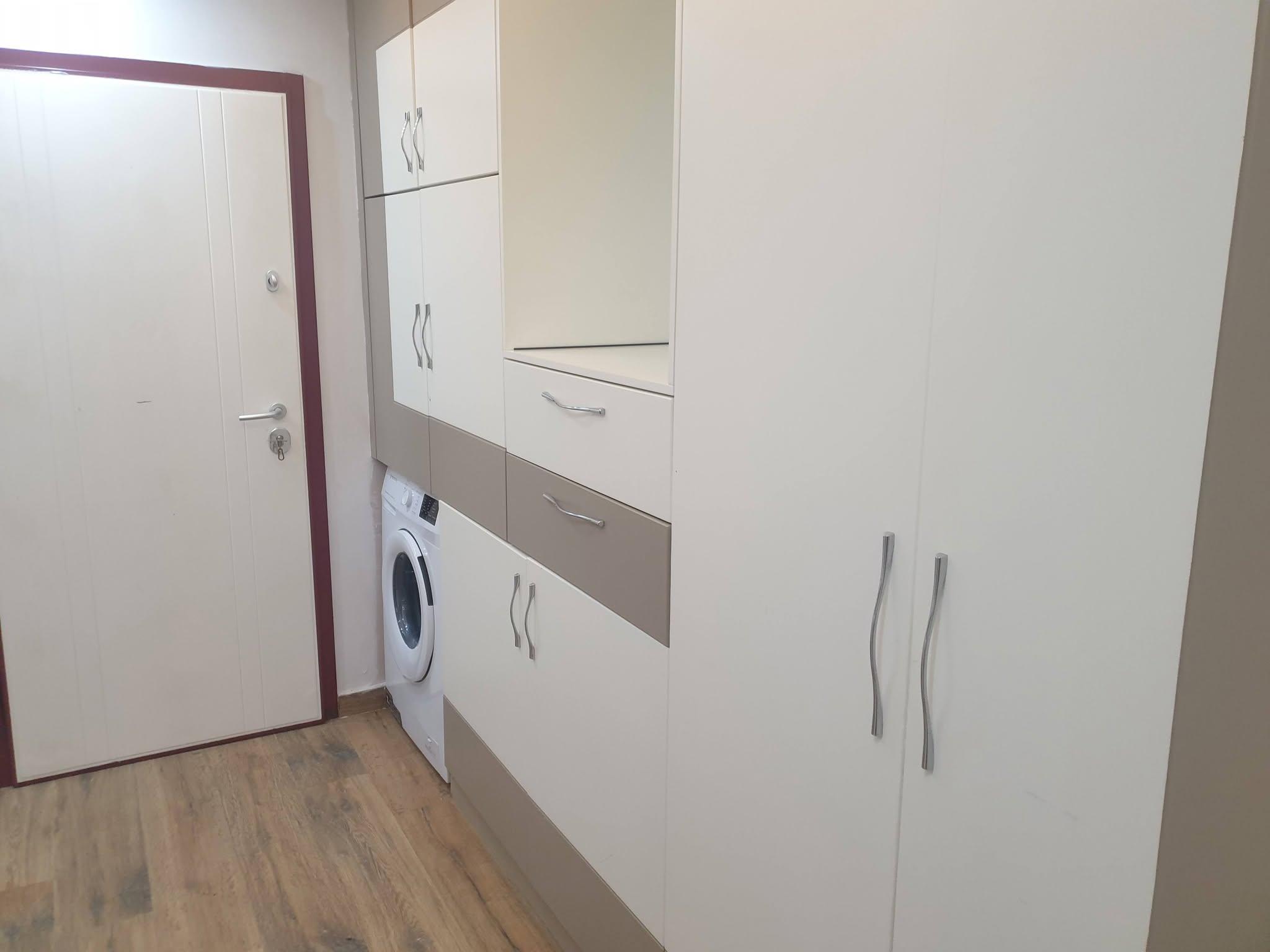 🏡 Jepet me qira hyrje në Korçë – Lagjja 17