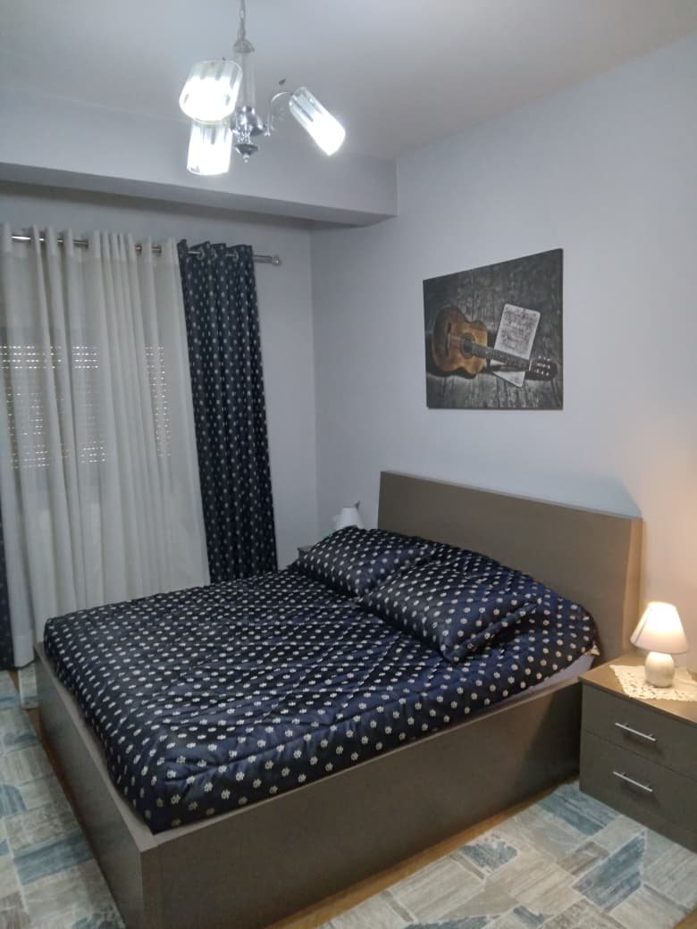 Shitet Apartament 2+1 – Korçë